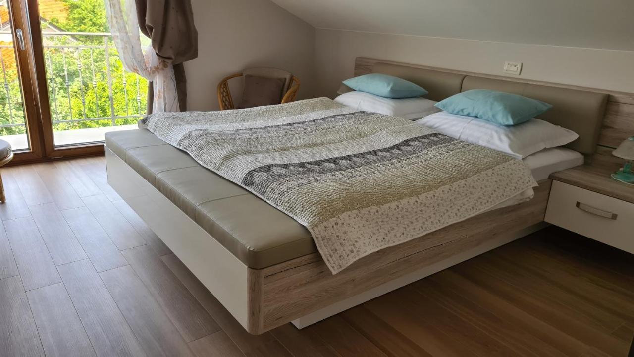 Villa Amalia Apartments 马林斯卡 外观 照片