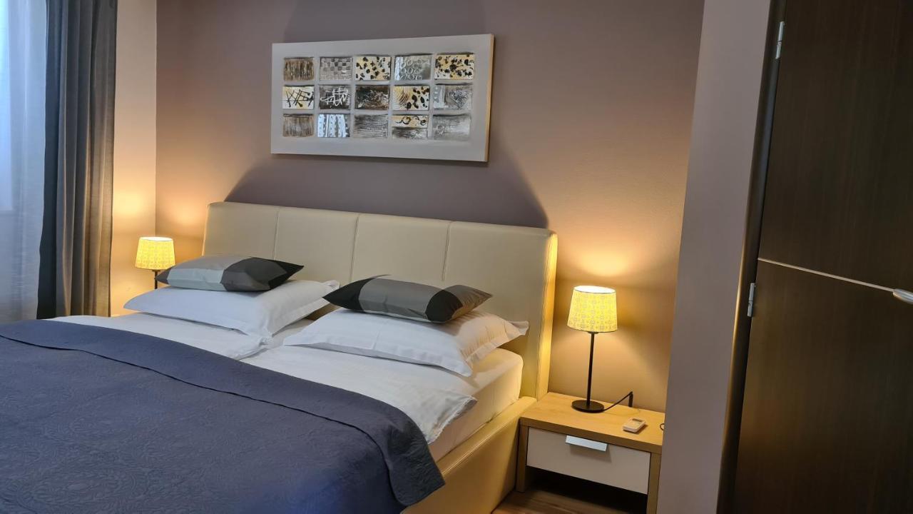 Villa Amalia Apartments 马林斯卡 外观 照片