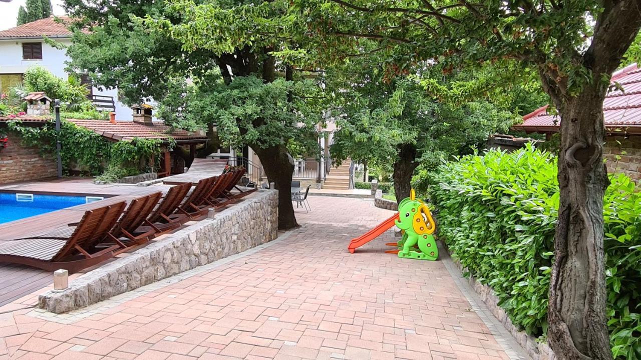Villa Amalia Apartments 马林斯卡 外观 照片