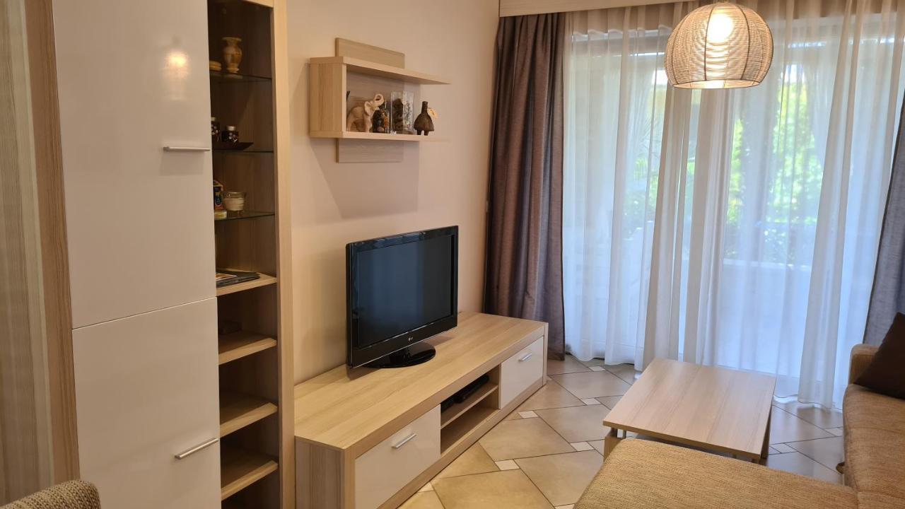 Villa Amalia Apartments 马林斯卡 外观 照片