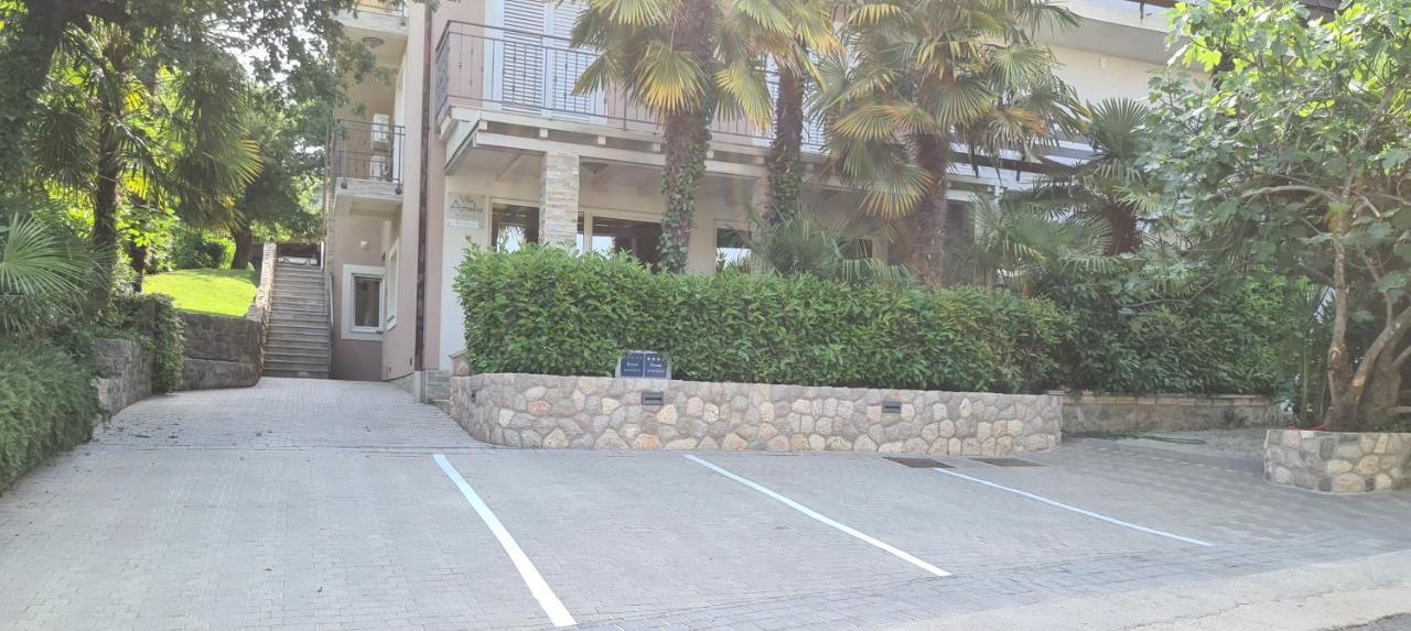 Villa Amalia Apartments 马林斯卡 外观 照片