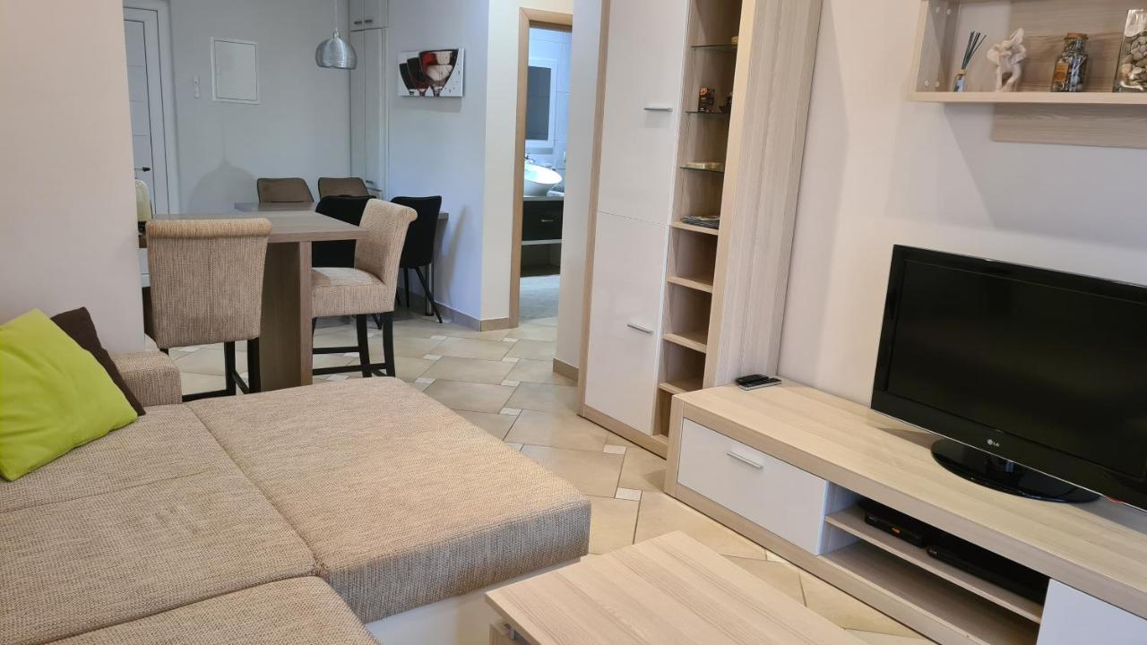 Villa Amalia Apartments 马林斯卡 外观 照片